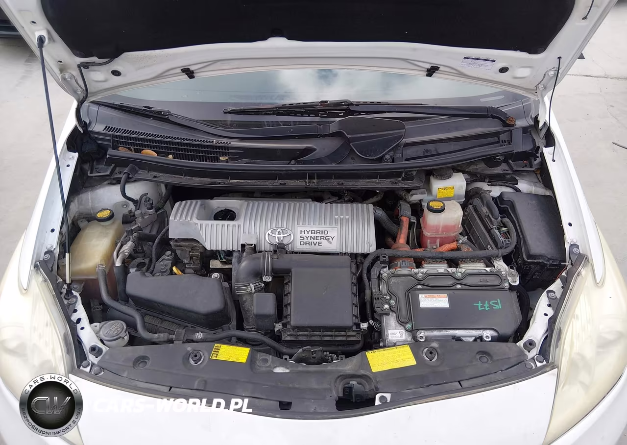 2013 Toyota Prius Two VIN:JTDKN3DU5D0348326 - 10