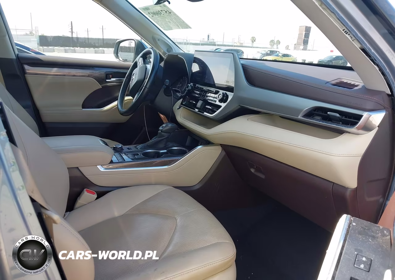 2020 Toyota Highlander Platinum VIN:5TDFZRBH3LS001667 - 5