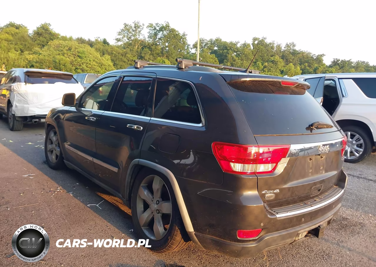 2011 Jeep Grand Cherokee Overland VIN:1J4RR6GG1BC745063 - 3
