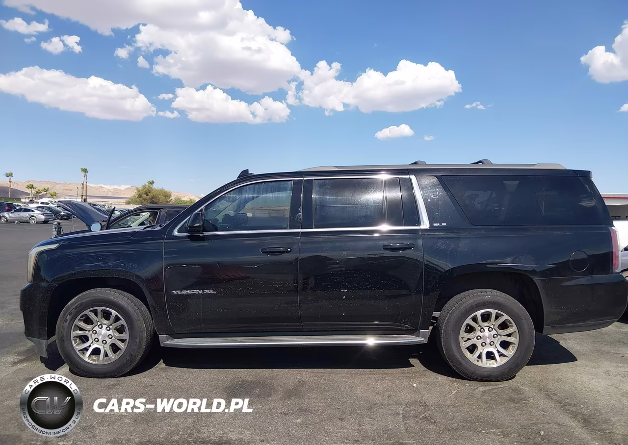 2017 GMC Yukon Xl Sle VIN:1GKS2FKC2HR218112 - 14