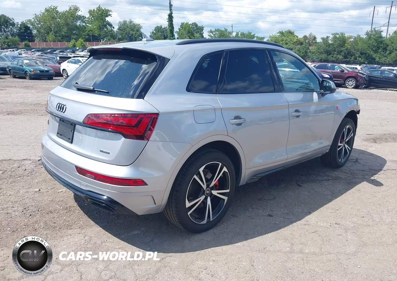 2025 Audi Q5 Premium Plus 45 Tfsi S Line Quattro S Tronic VIN:WA1EAAFY3S2051581 - 4