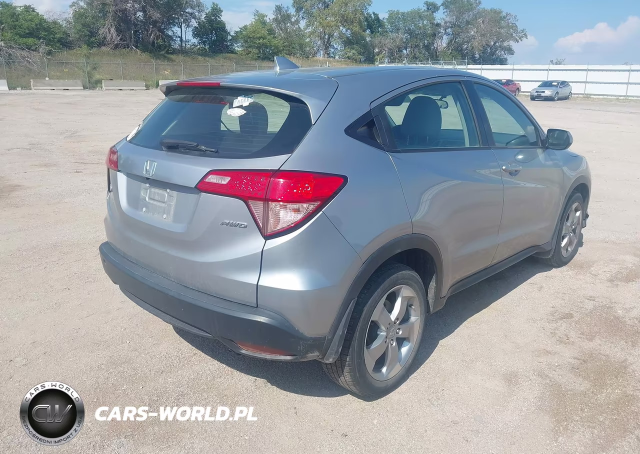 2017 Honda Hr-V Lx VIN:3CZRU6H33HG705924 - 4