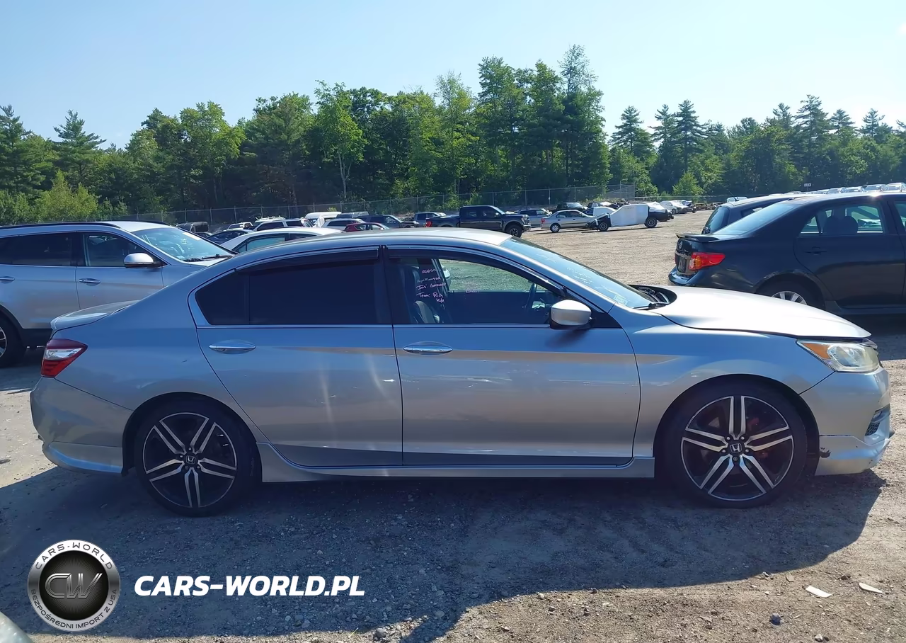 2016 Honda Accord Sport VIN:1HGCR2F56GA241780 - 14