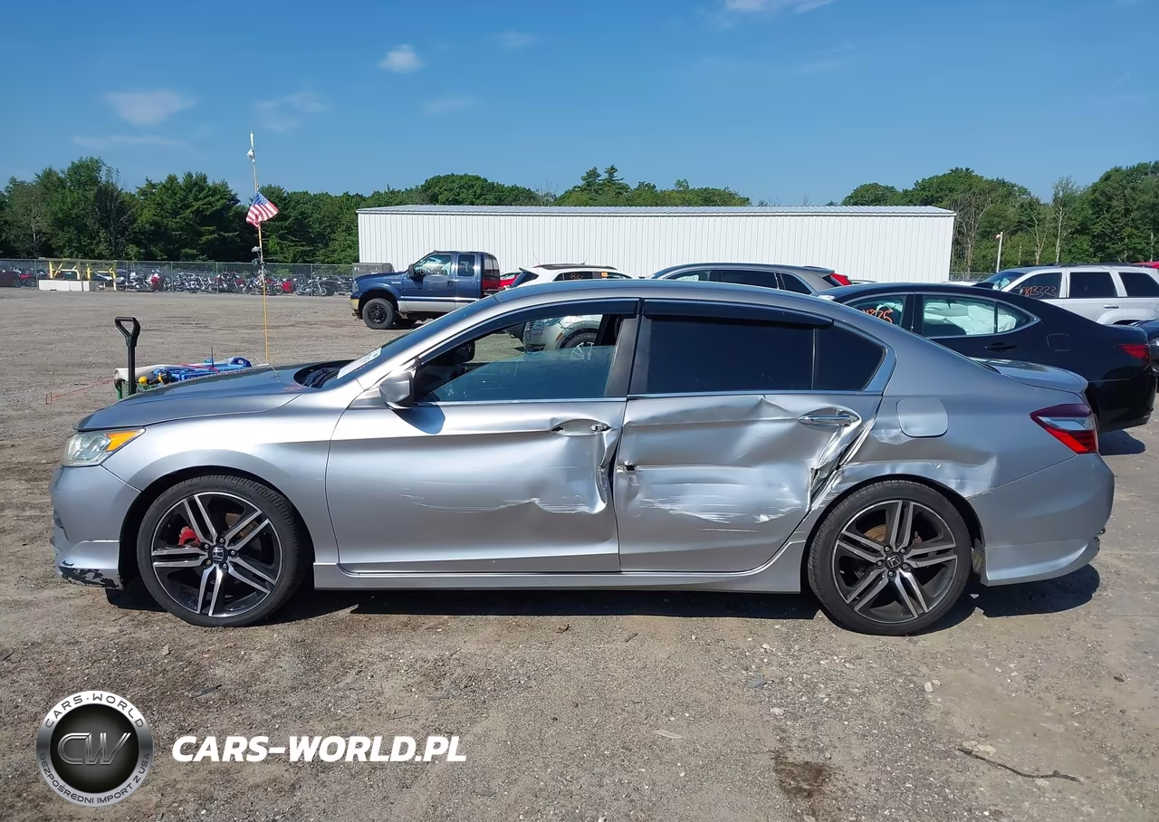 2016 Honda Accord Sport VIN:1HGCR2F56GA241780 - 15