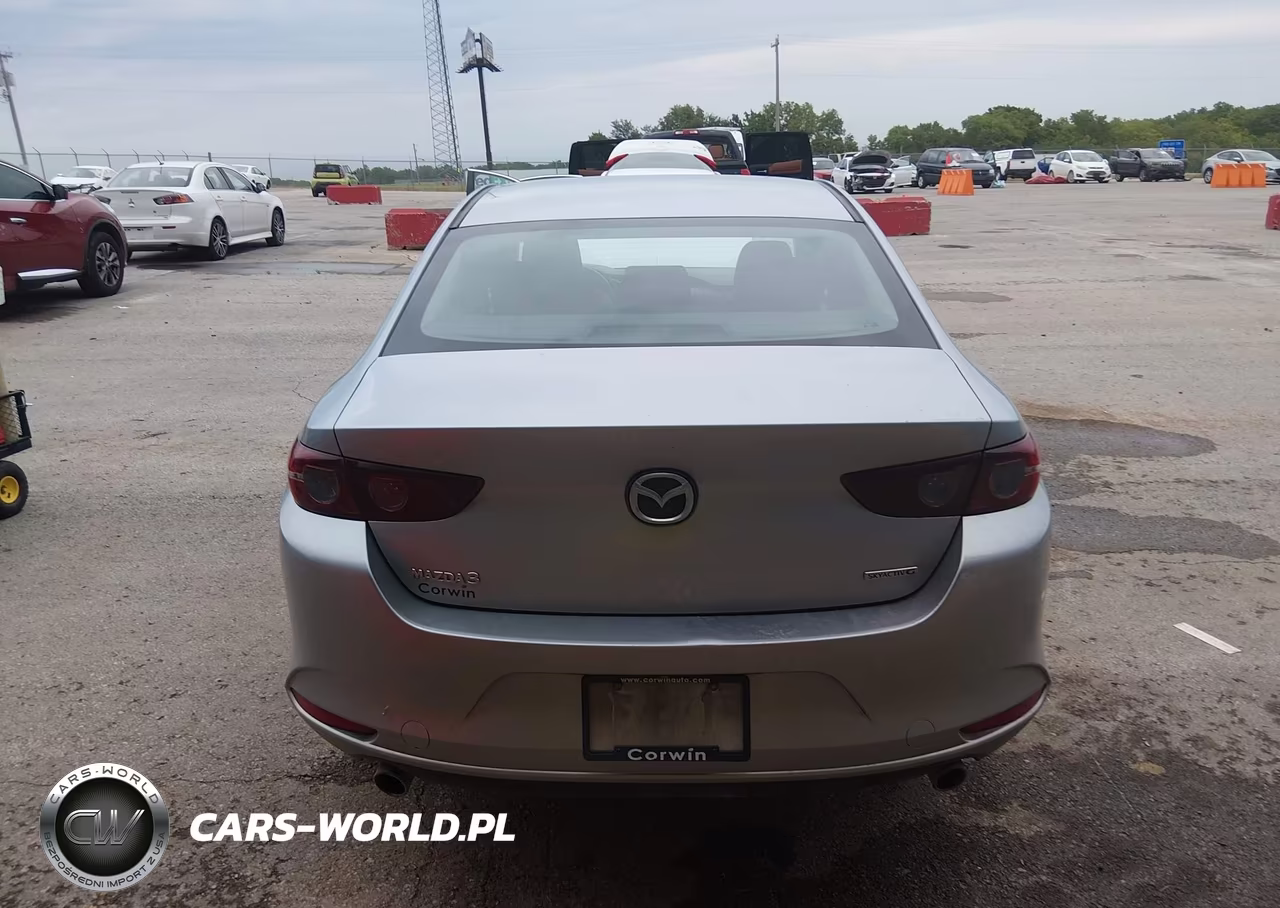 2020 Mazda Mazda3 Select Package VIN:3MZBPACLXLM131998 - 17