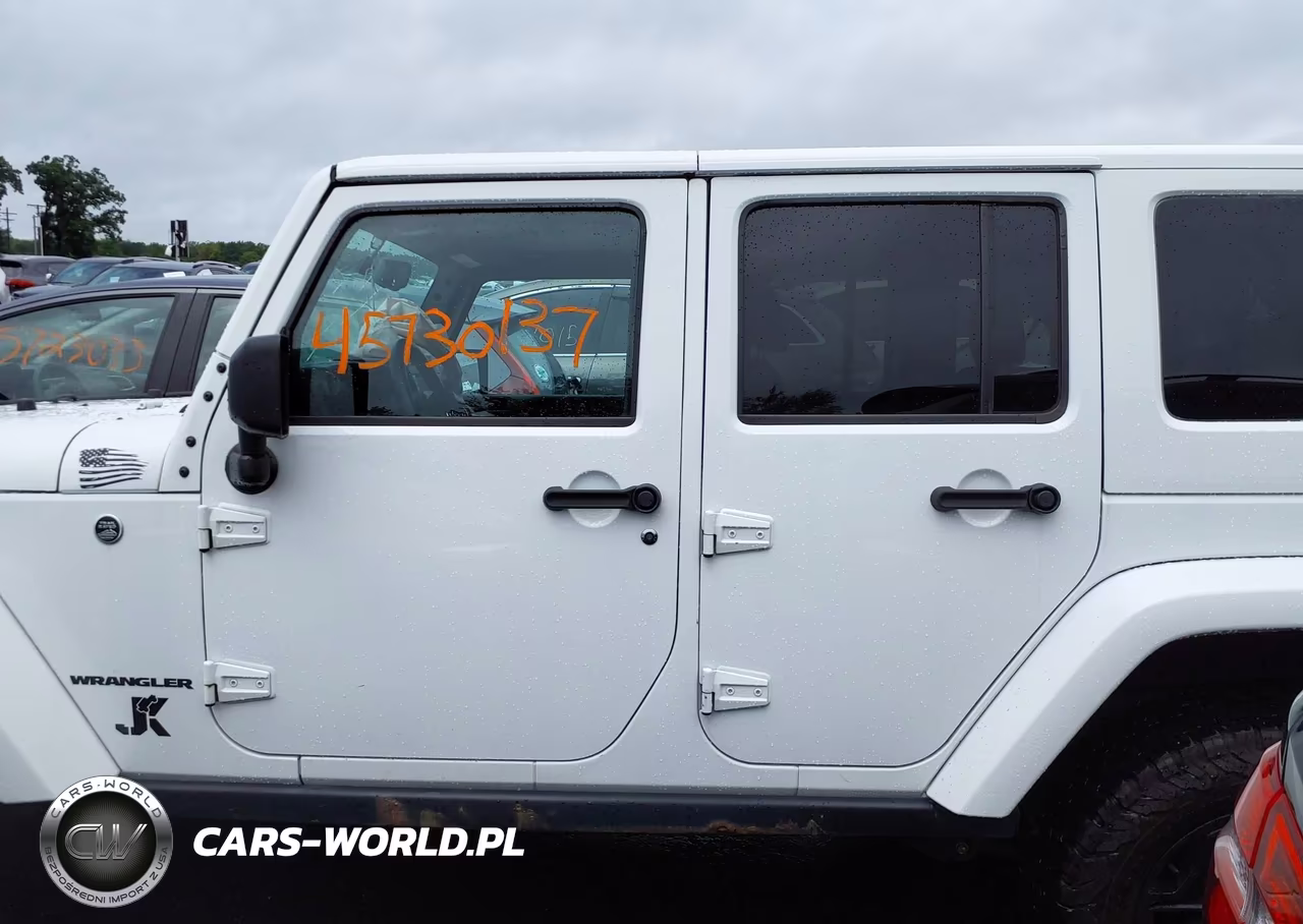 2016 Jeep Wrangler Unlimited Backcountry VIN:1C4HJWEG2GL251670 - 14