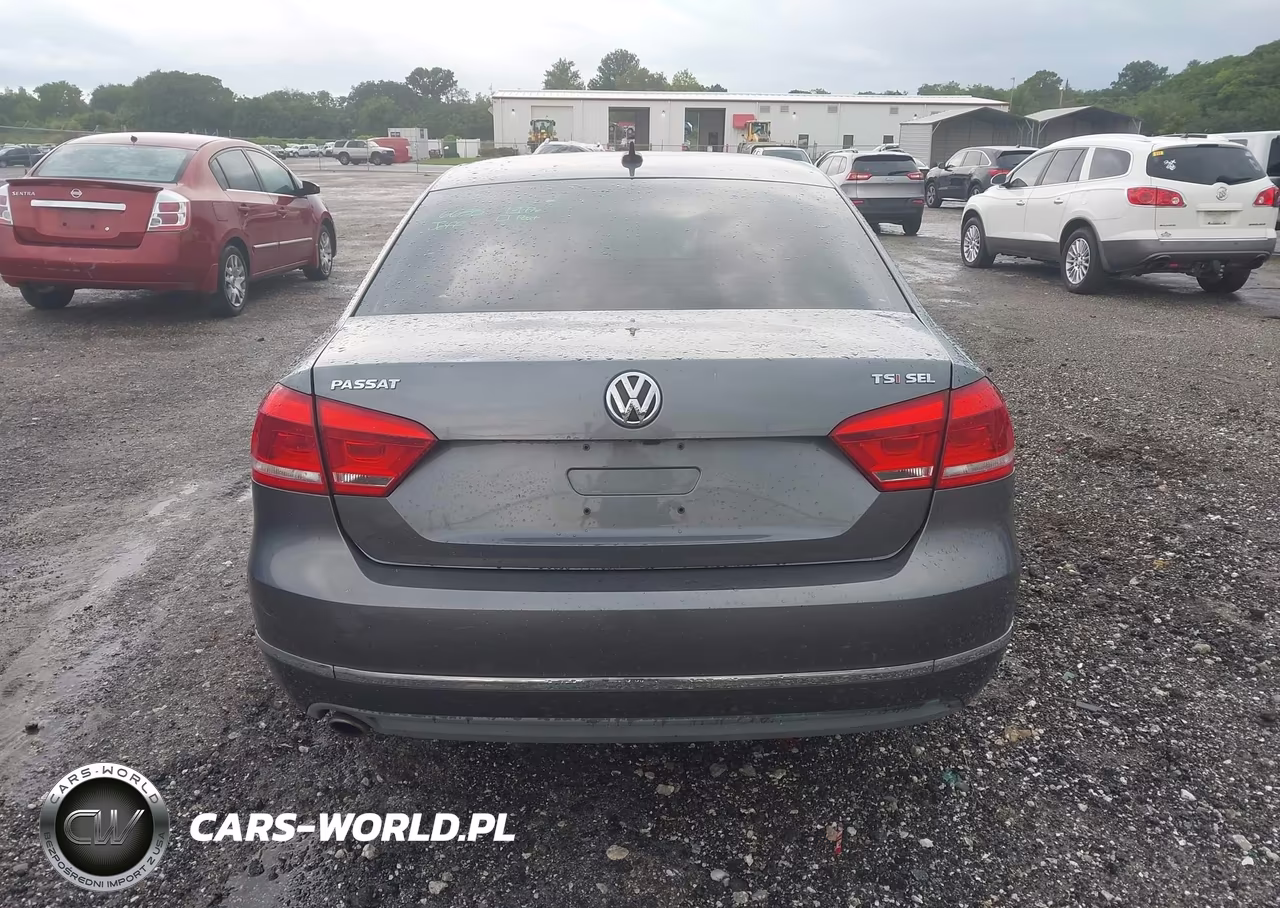 2013 Volkswagen Passat 2.5L Sel VIN:1VWCH7A30DC096785 - 16