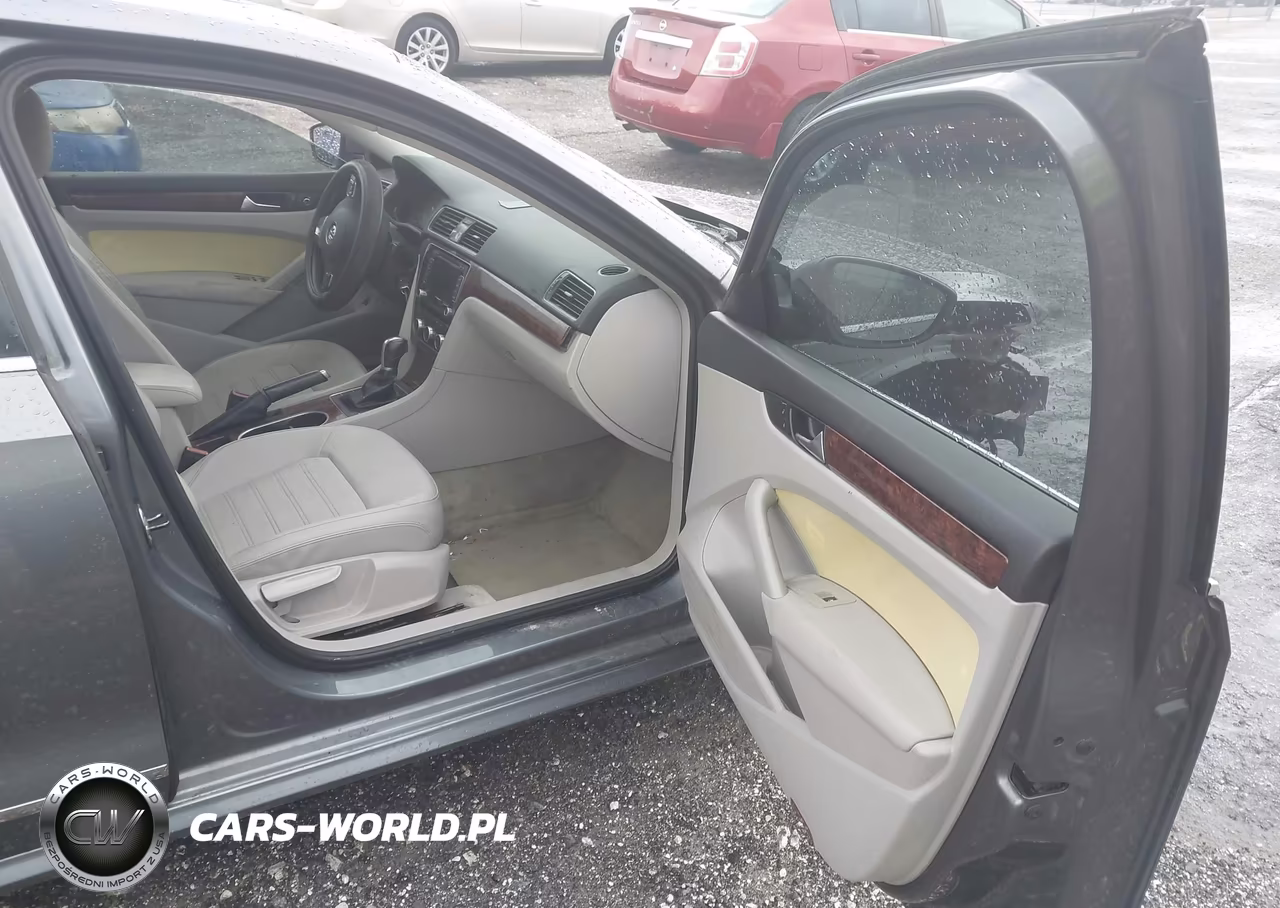 2013 Volkswagen Passat 2.5L Sel VIN:1VWCH7A30DC096785 - 5