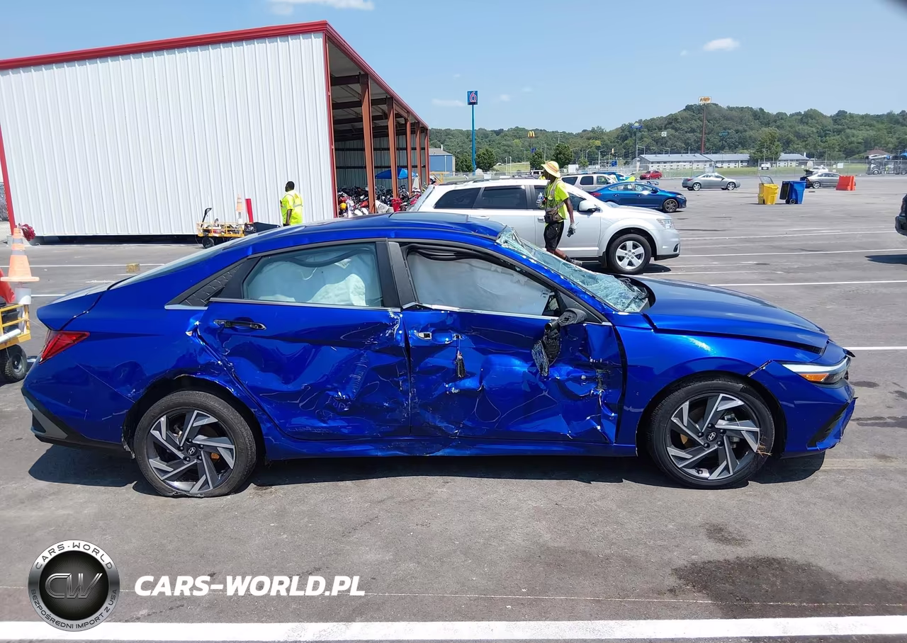 2025 Hyundai Elantra Sel Convenience VIN:KMHLS4DG9SU856409 - 13