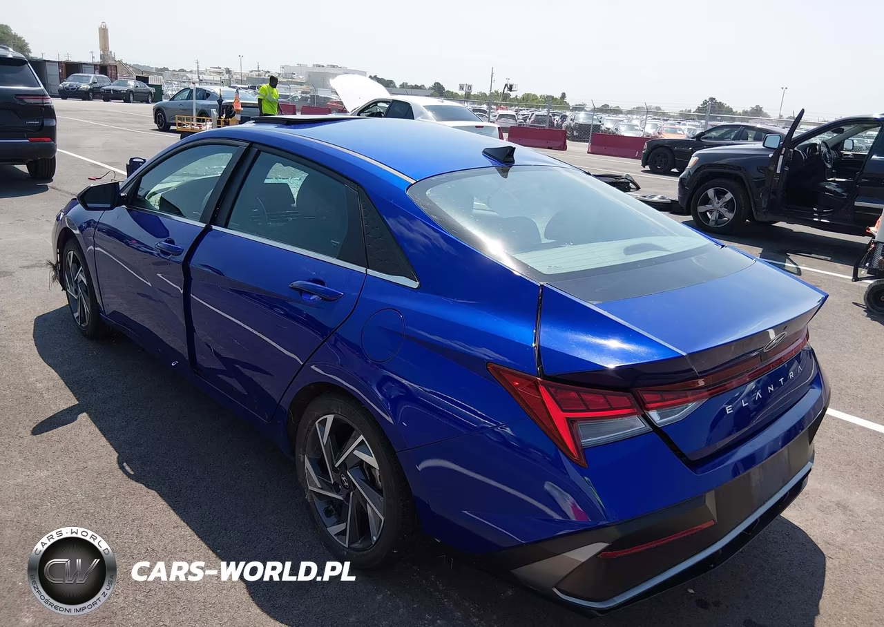 2025 Hyundai Elantra Sel Convenience VIN:KMHLS4DG9SU856409 - 3