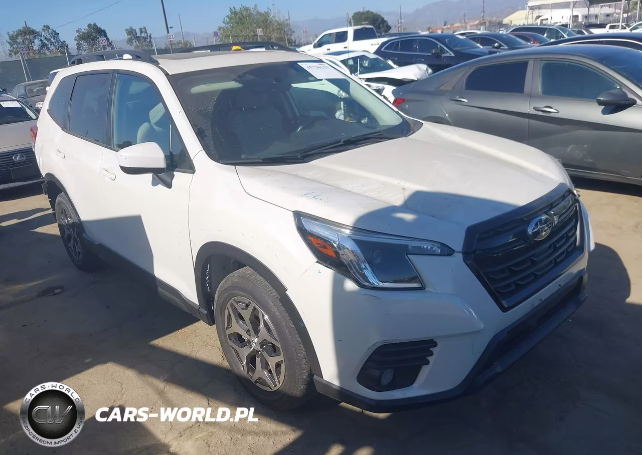 2022 Subaru Forester Premium