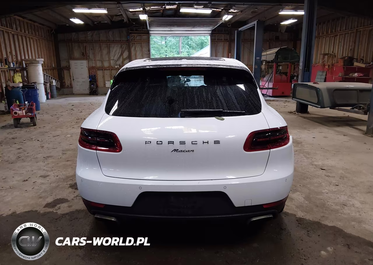 2018 Porsche Macan VIN:WP1AA2A5XJLB02511 - 16