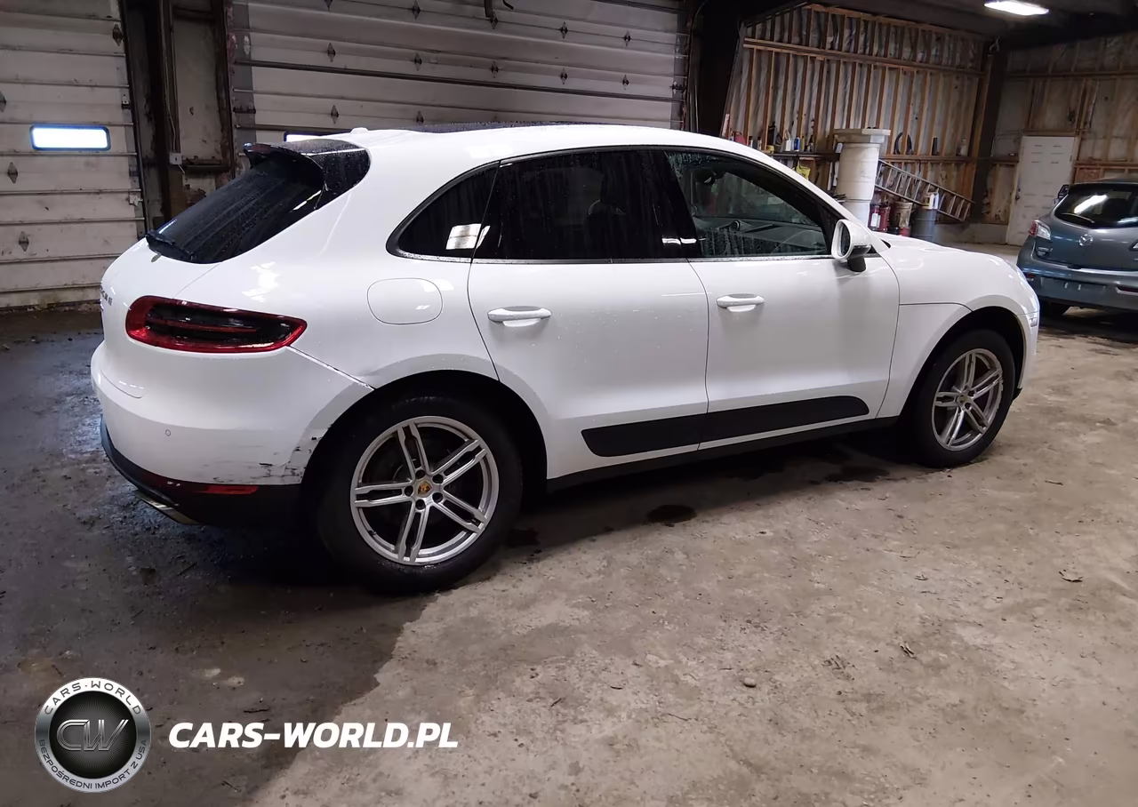 2018 Porsche Macan VIN:WP1AA2A5XJLB02511 - 4