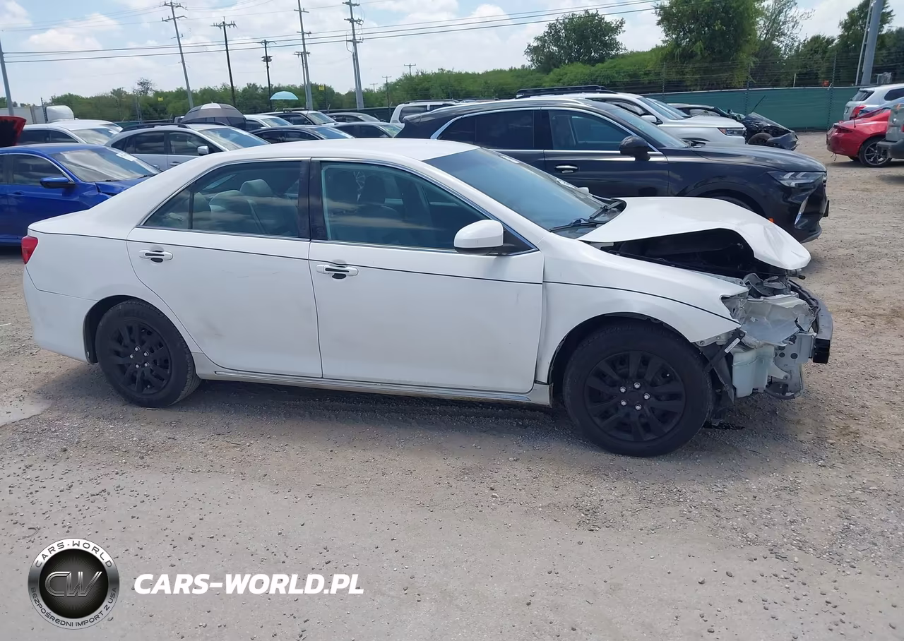 2012 Toyota Camry Le VIN:4T1BF1FK4CU527375 - 13