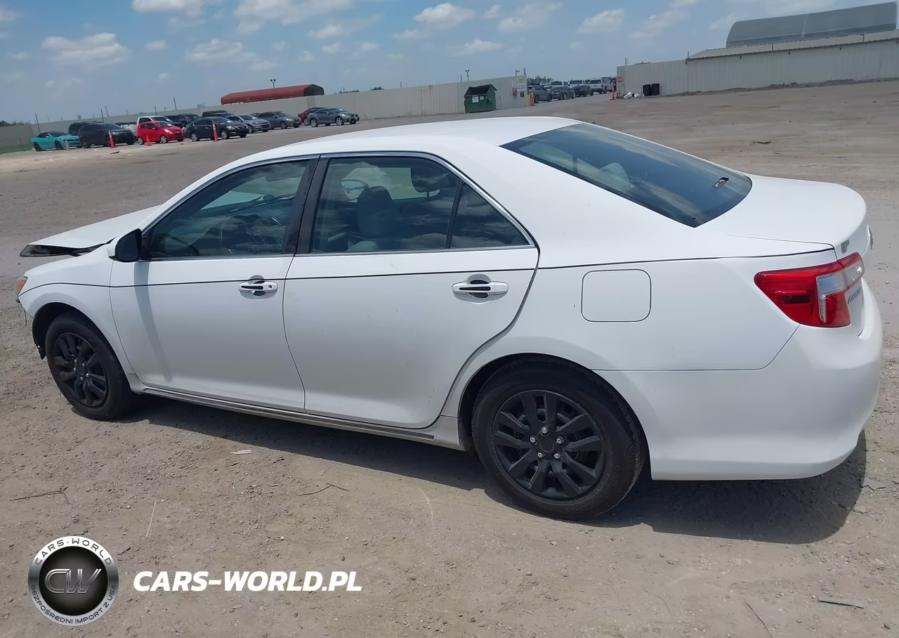 2012 Toyota Camry Le VIN:4T1BF1FK4CU527375 - 14