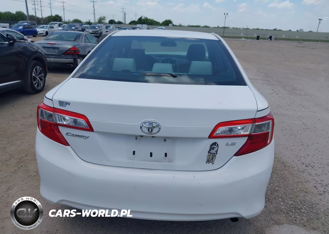 2012 Toyota Camry Le VIN:4T1BF1FK4CU527375 - 16