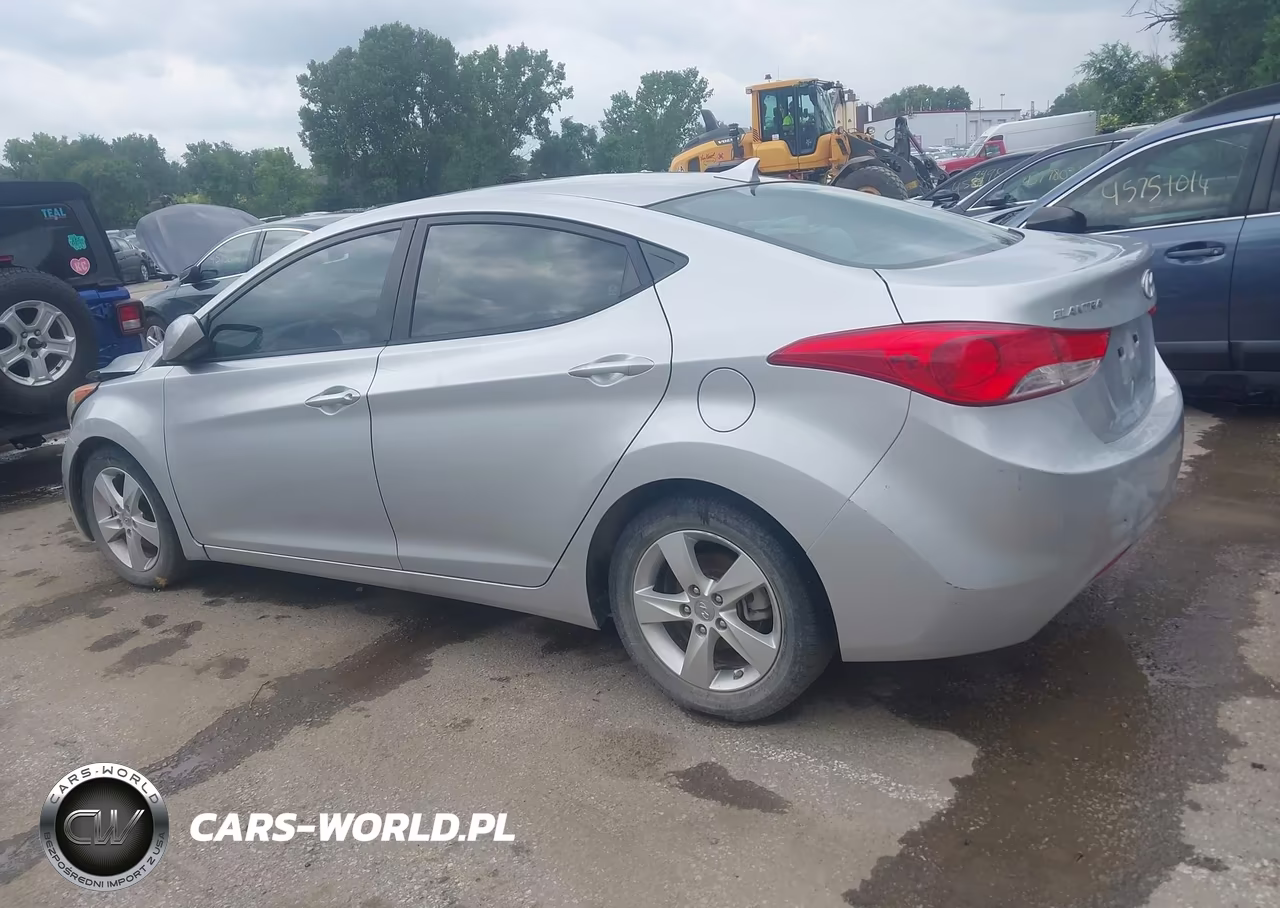 2013 Hyundai Elantra Gls VIN:5NPDH4AE4DH290781 - 15