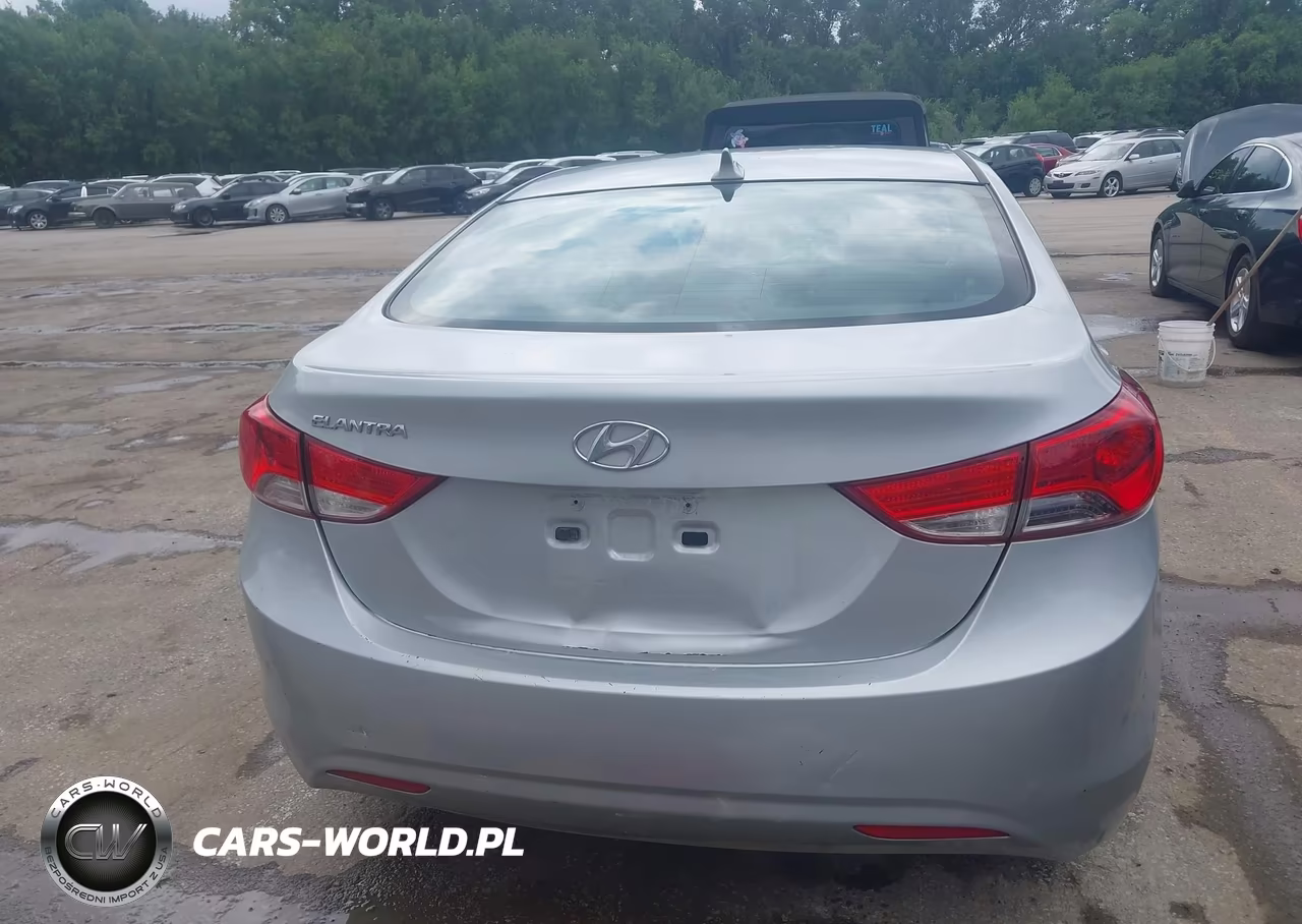 2013 Hyundai Elantra Gls VIN:5NPDH4AE4DH290781 - 17