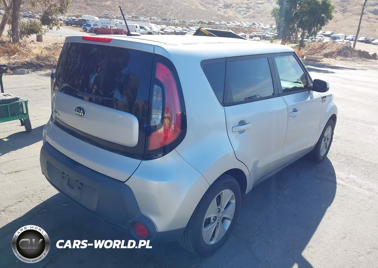 2015 Kia Soul VIN:KNDJN2A2XF7794197 - 4