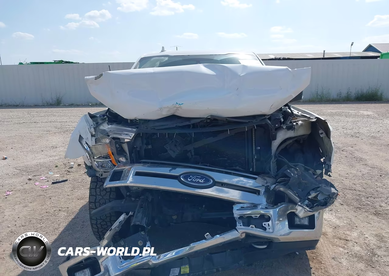 2018 Ford F-150 Xlt VIN:1FTEW1E58JKE29990 - 13