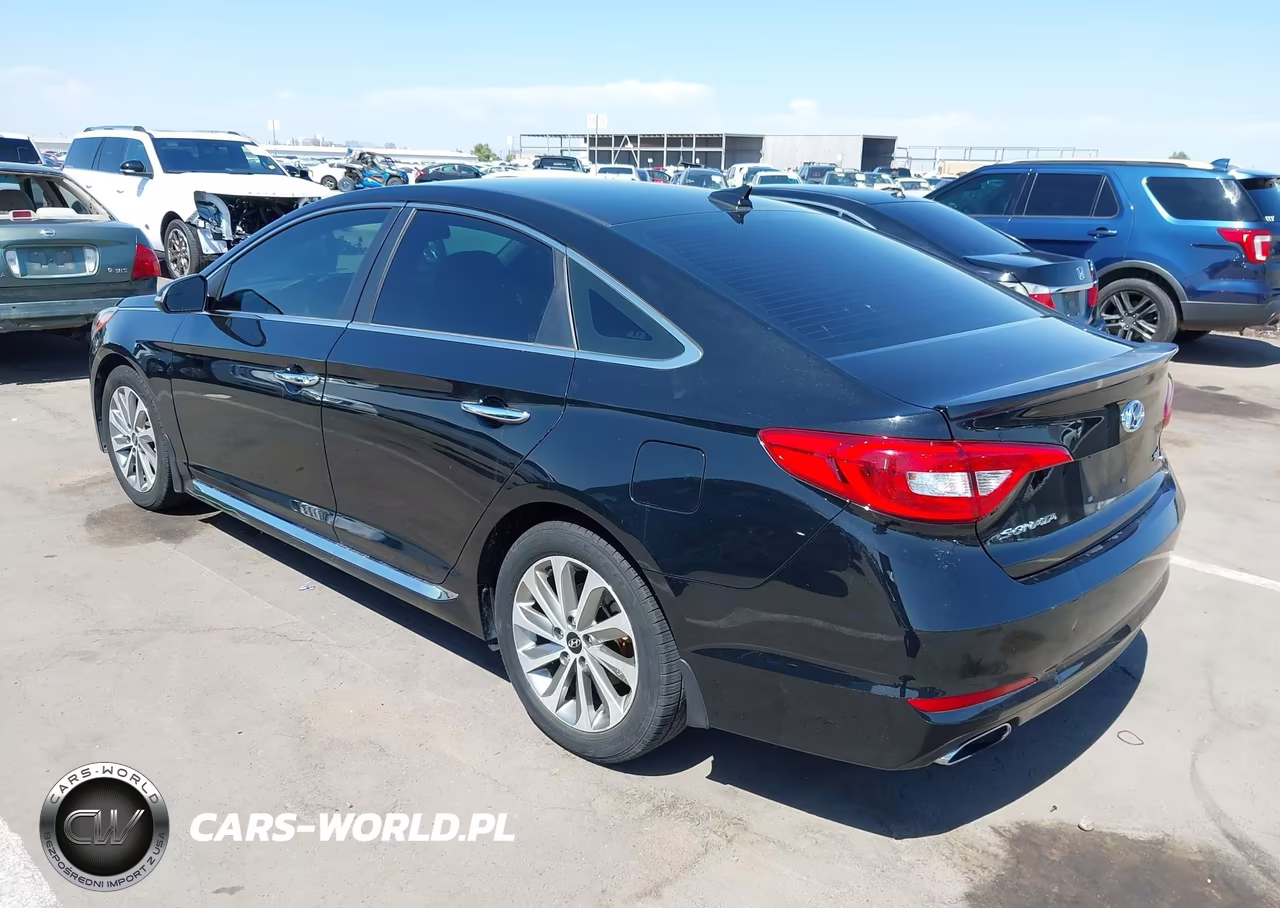 2017 Hyundai Sonata Sport VIN:5NPE34AF8HH535132 - 3