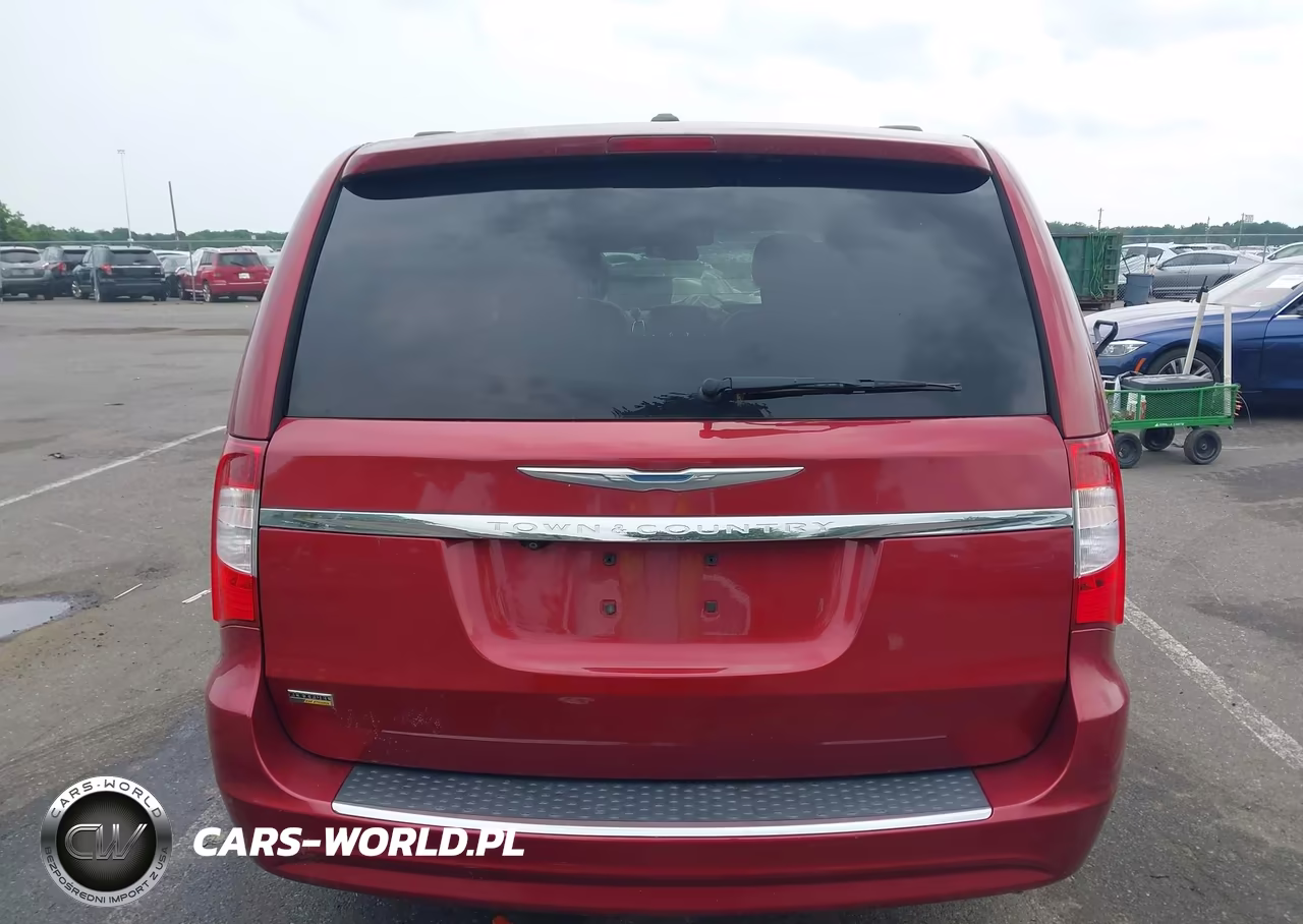 2014 Chrysler Town & Country Touring VIN:2C4RC1BG2ER359300 - 16