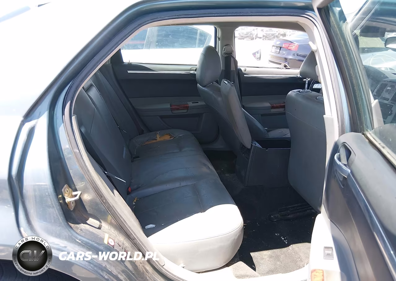 2005 Chrysler 300 Touring VIN:2C3AA53G95H508160 - 8