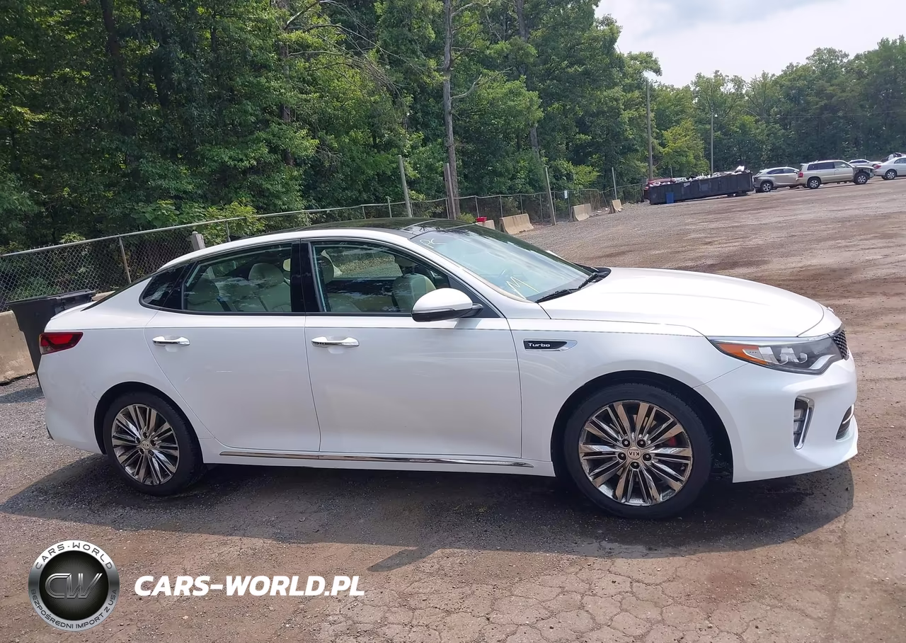2018 Kia Optima Sx Turbo VIN:5XXGV4L26JG222515 - 13