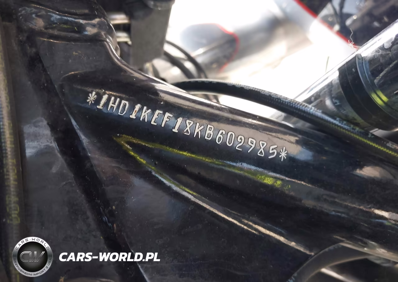 2019 Harley-Davidson Flhtk VIN:1HD1KEF18KB602985 - 10