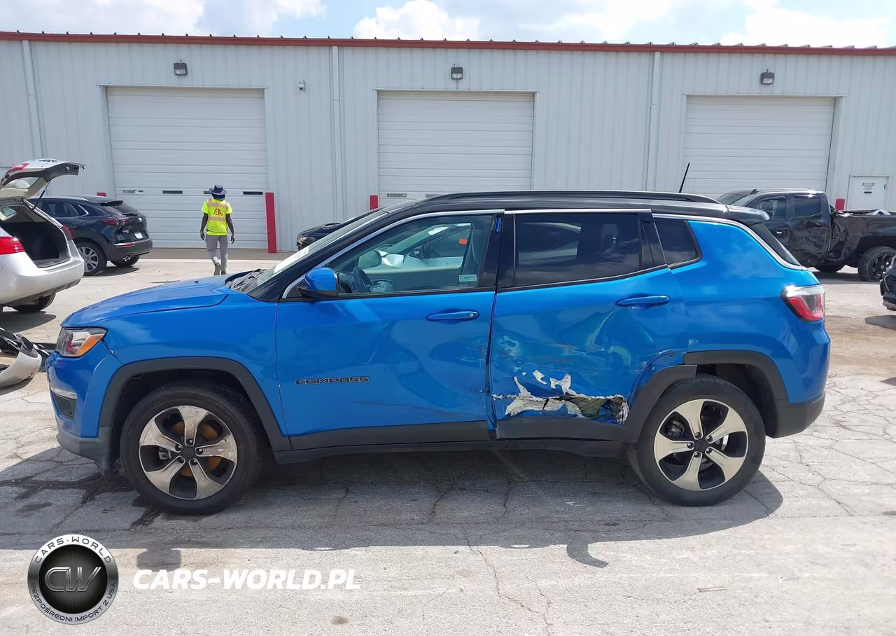 2018 Jeep Compass Latitude Fwd VIN:3C4NJCBBXJT204926 - 14