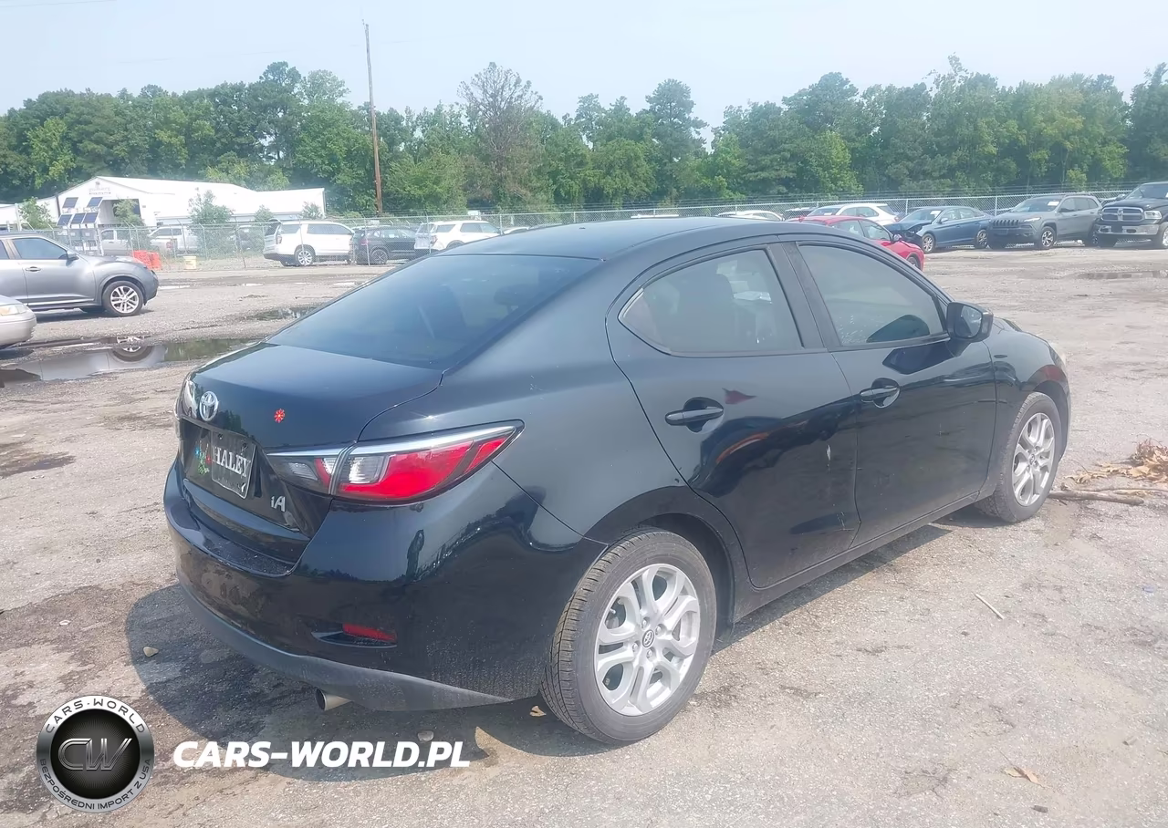 2017 Toyota Yaris Ia VIN:3MYDLBYV2HY156113 - 4