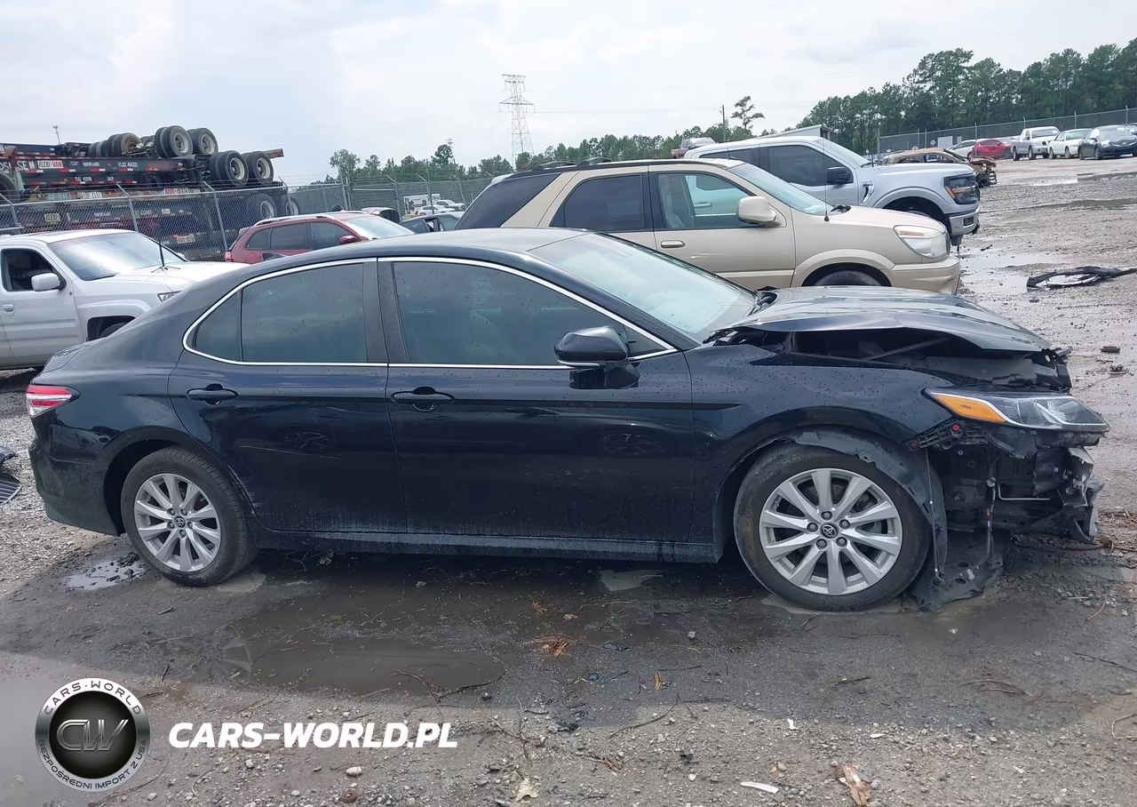 2019 Toyota Camry Le VIN:4T1B11HK4KU723407 - 14