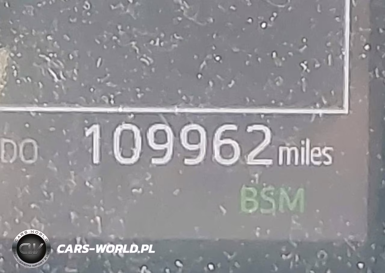 2019 Toyota Camry Le VIN:4T1B11HK4KU723407 - 16
