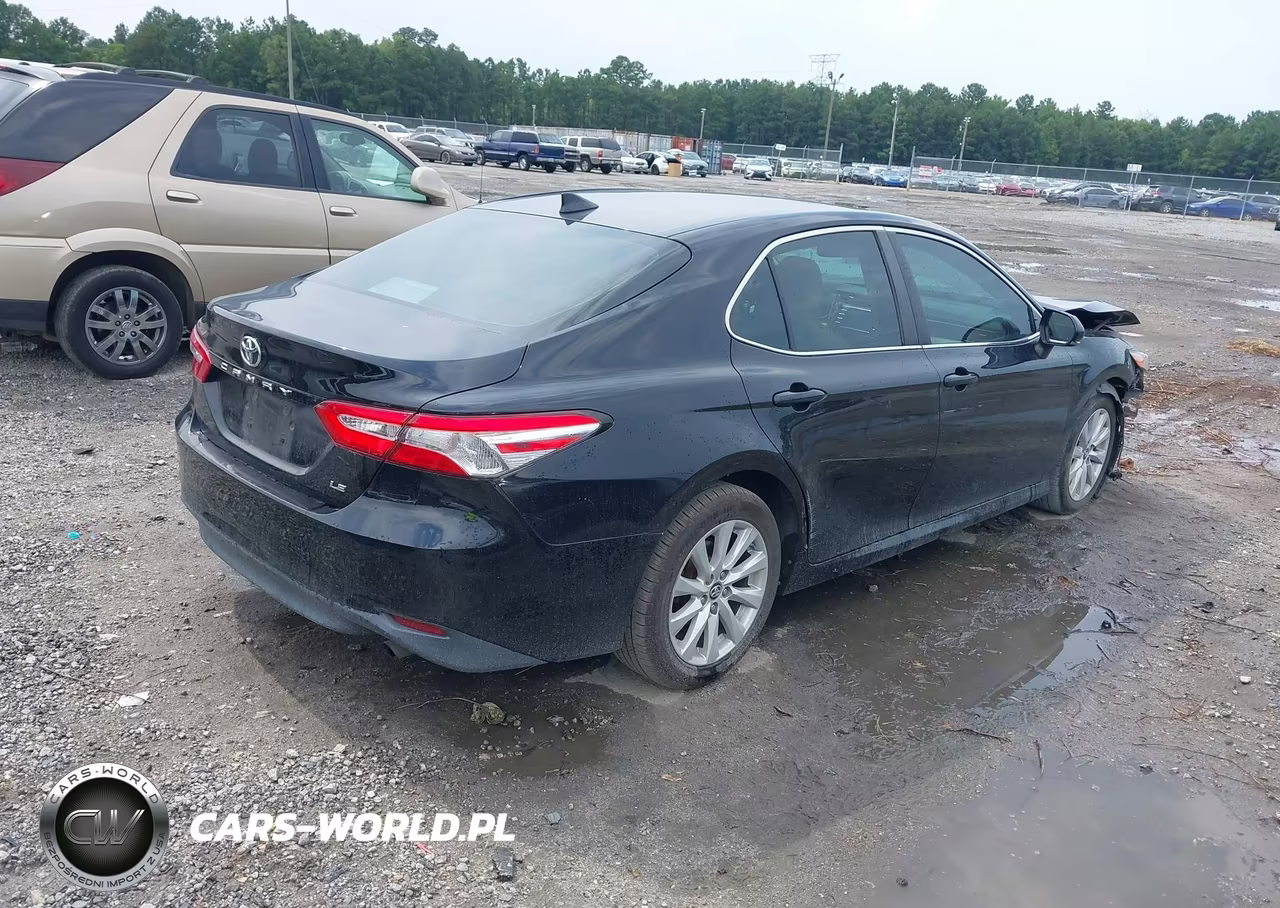 2019 Toyota Camry Le VIN:4T1B11HK4KU723407 - 4