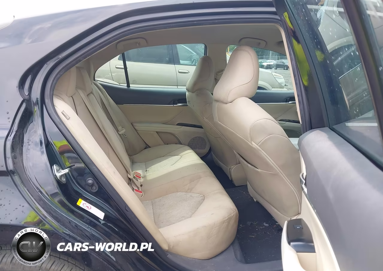 2019 Toyota Camry Le VIN:4T1B11HK4KU723407 - 8
