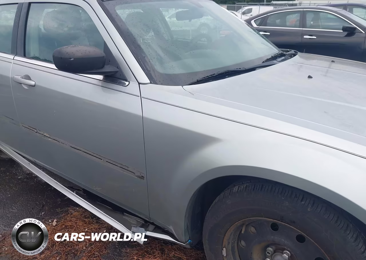 2005 Chrysler 300 VIN:2C3JA43R95H664405 - 6
