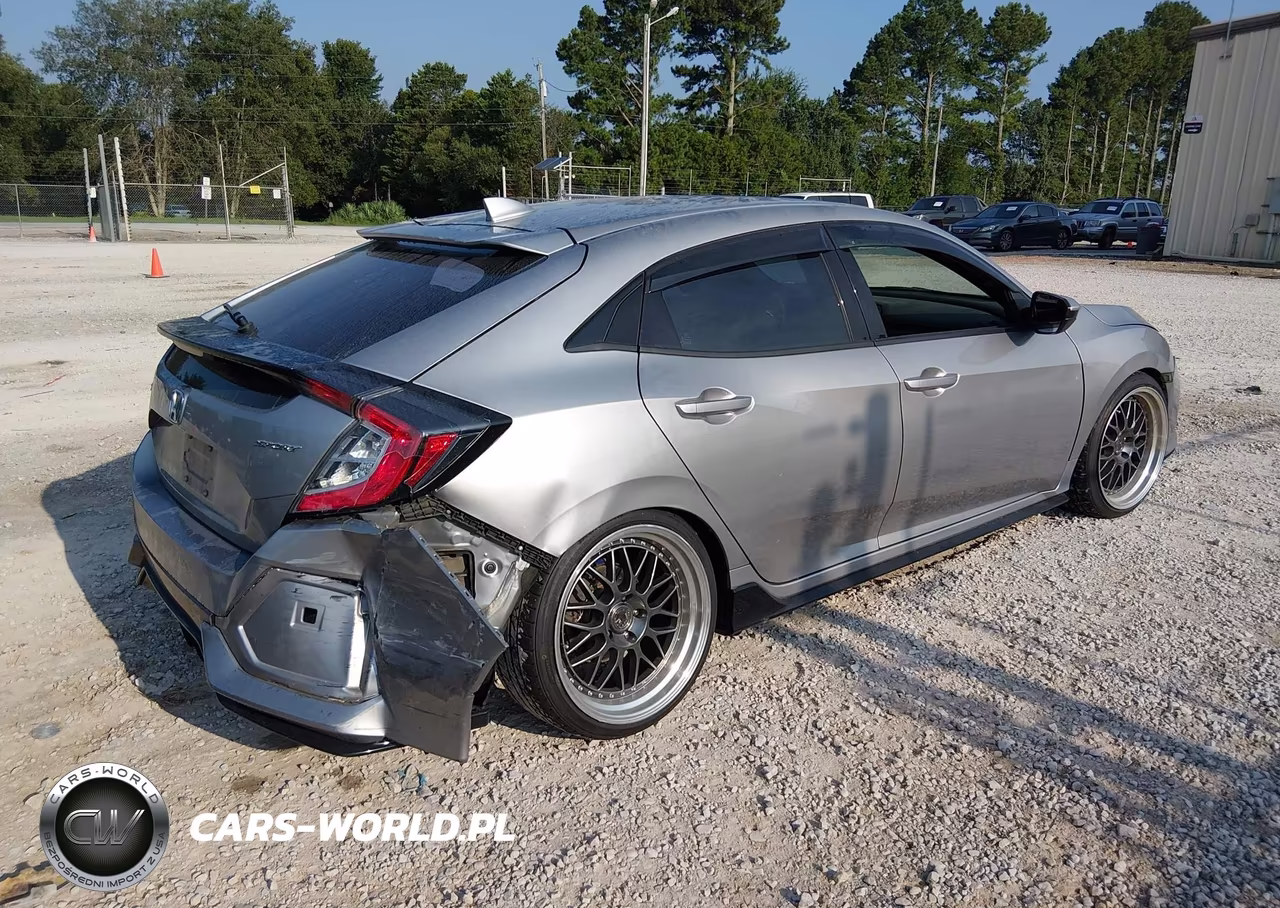 2017 Honda Civic Sport VIN:SHHFK7H41HU233904 - 4