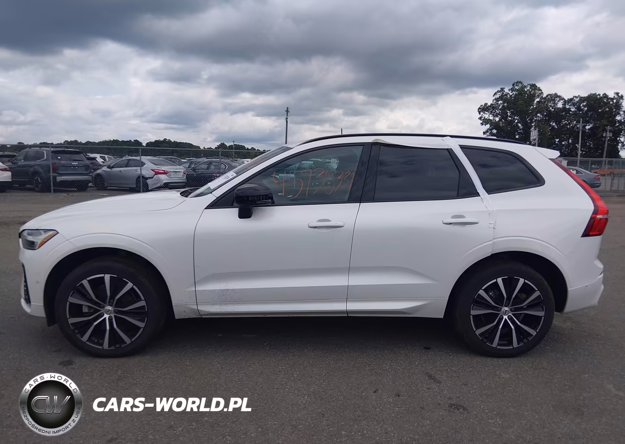 2024 Volvo Xc60 B5 Plus Dark Theme VIN:YV4L12RL6R1813835 - 15
