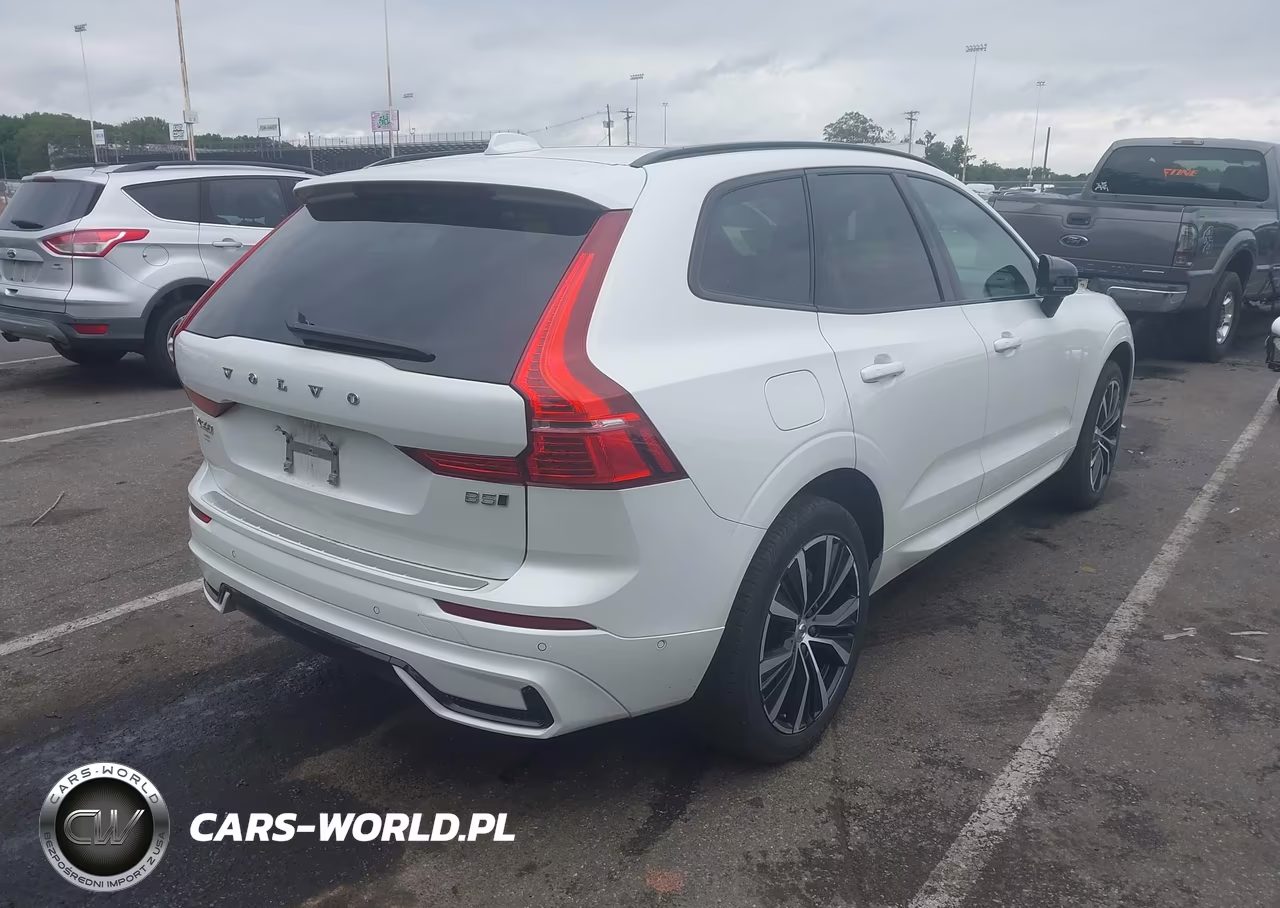 2024 Volvo Xc60 B5 Plus Dark Theme VIN:YV4L12RL6R1813835 - 4