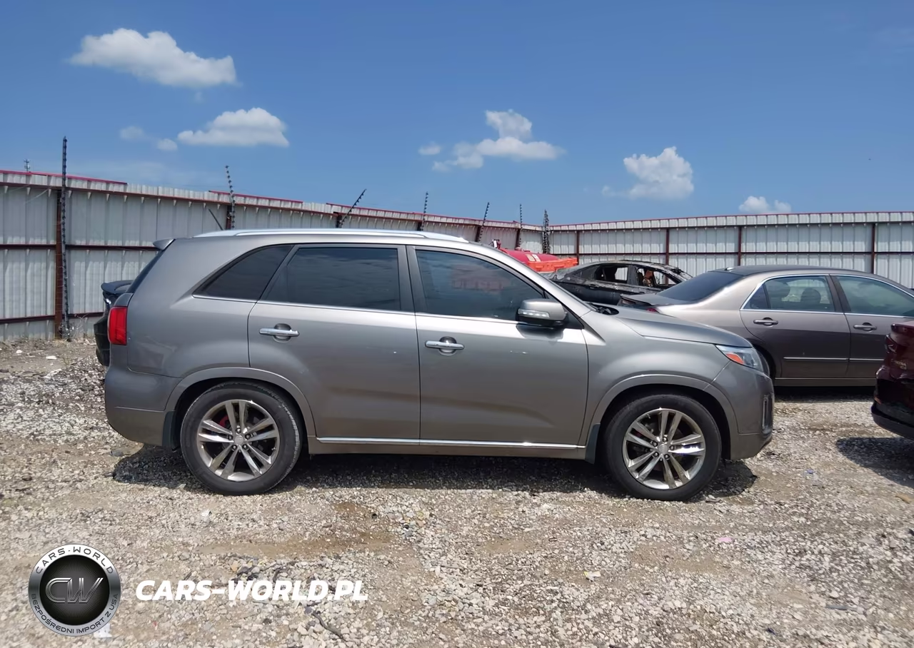 2015 Kia Sorento Limited V6 VIN:5XYKW4A73FG605918 - 13