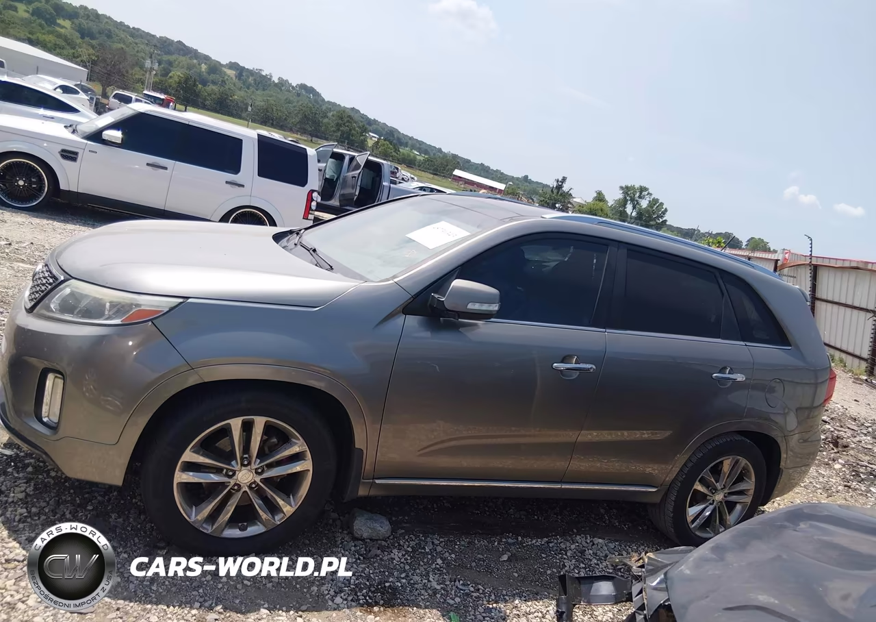 2015 Kia Sorento Limited V6 VIN:5XYKW4A73FG605918 - 14