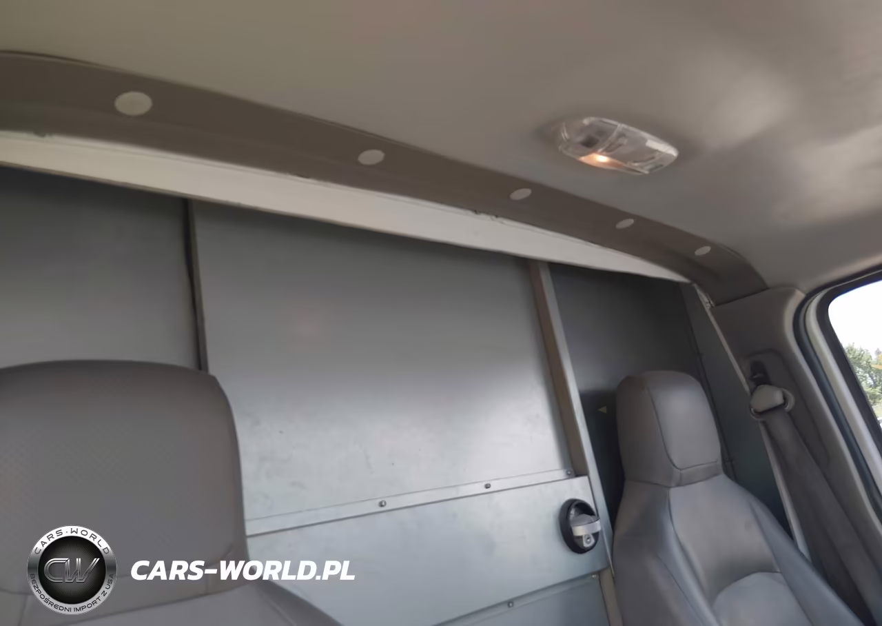 2024 Ford E-350 Cutaway VIN:1FDWE3FN0RDD26687 - 8