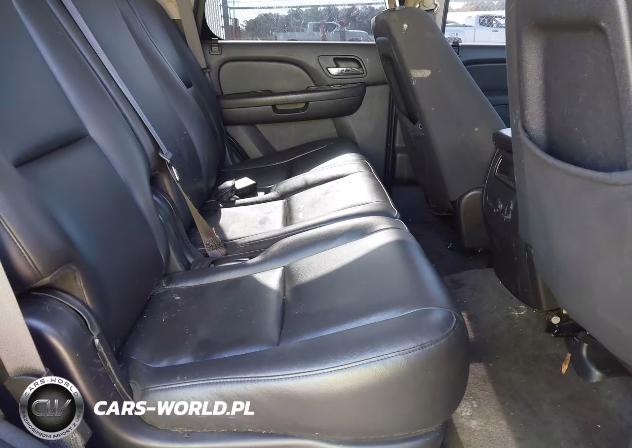 2011 Chevrolet Tahoe Commercial VIN:1GNLC2E08BR274058 - 8
