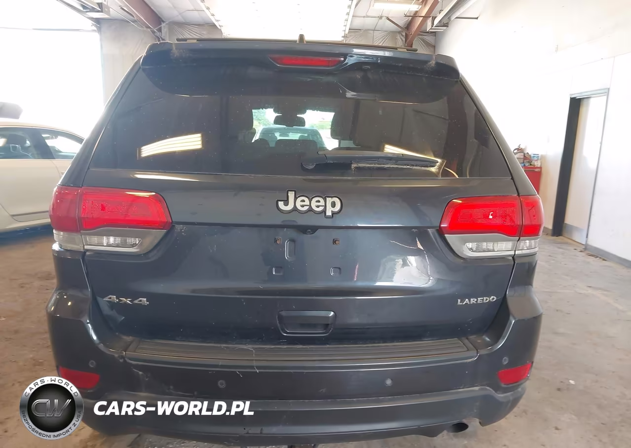 2016 Jeep Grand Cherokee Laredo VIN:1C4RJFAGXGC345631 - 16