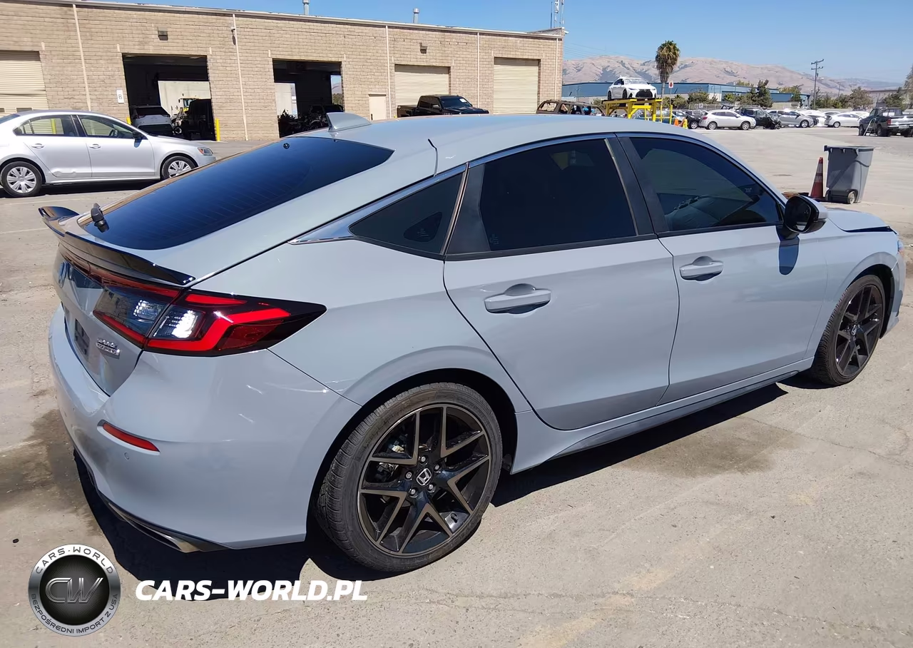 2022 Honda Civic Sport Touring VIN:19XFL1H81NE004896 - 4