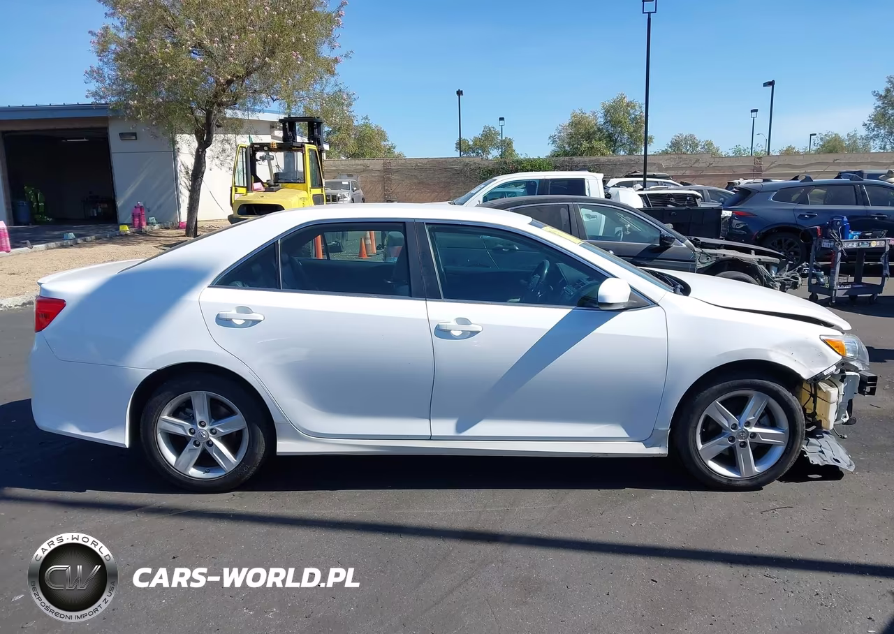 2013 Toyota Camry Se VIN:4T1BF1FKXDU237935 - 14