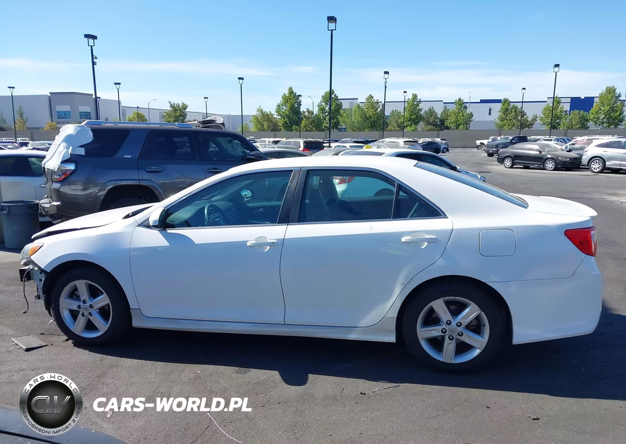 2013 Toyota Camry Se VIN:4T1BF1FKXDU237935 - 15