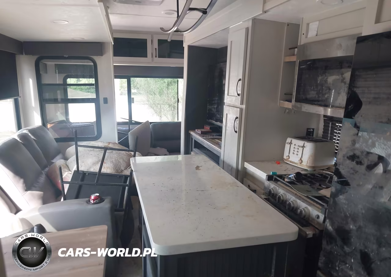 2026 Coachmen Chaparral 360Ibl 4 S VIN:5NHFCPM22TS333621 - 5