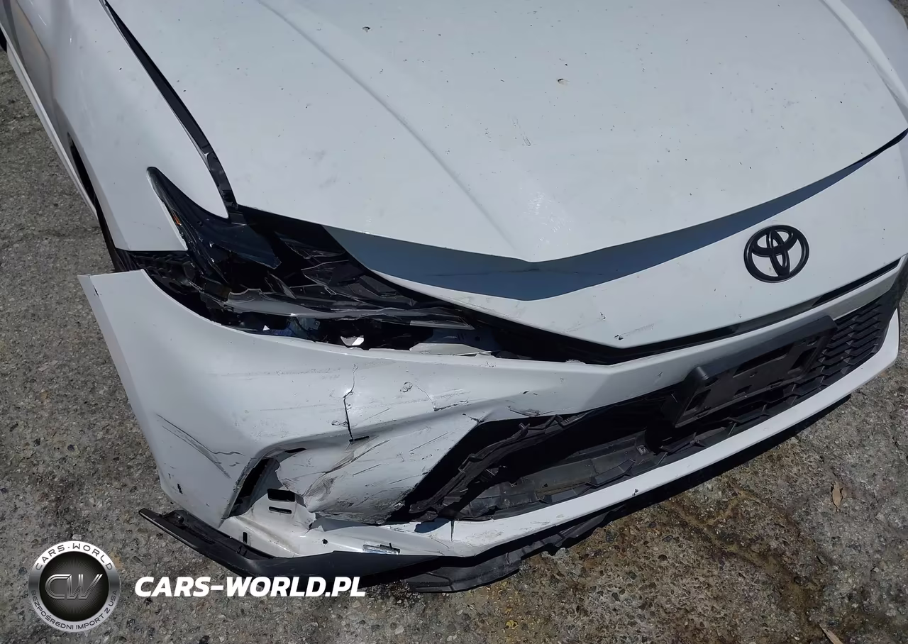 2025 Toyota Camry Se VIN:4T1DAACK4SU515110 - 13