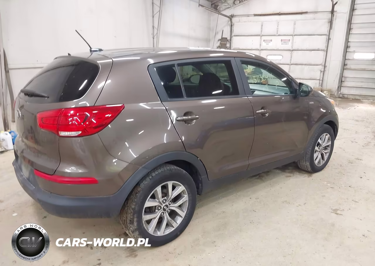 2015 Kia Sportage Lx VIN:KNDPBCAC1F7710947 - 4